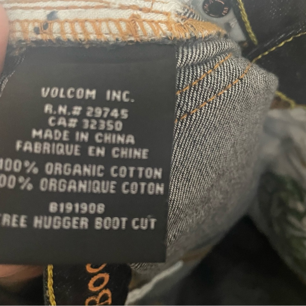 Volcom Bootcut Jeans - Picture 9 of 9